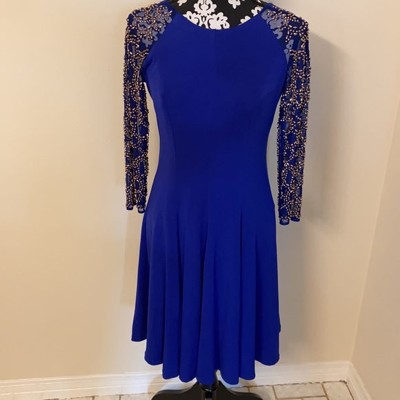 Leslie Fay Dresses & Skirts - Leslie Fay royal Blue Dress with Beaded sleeves.